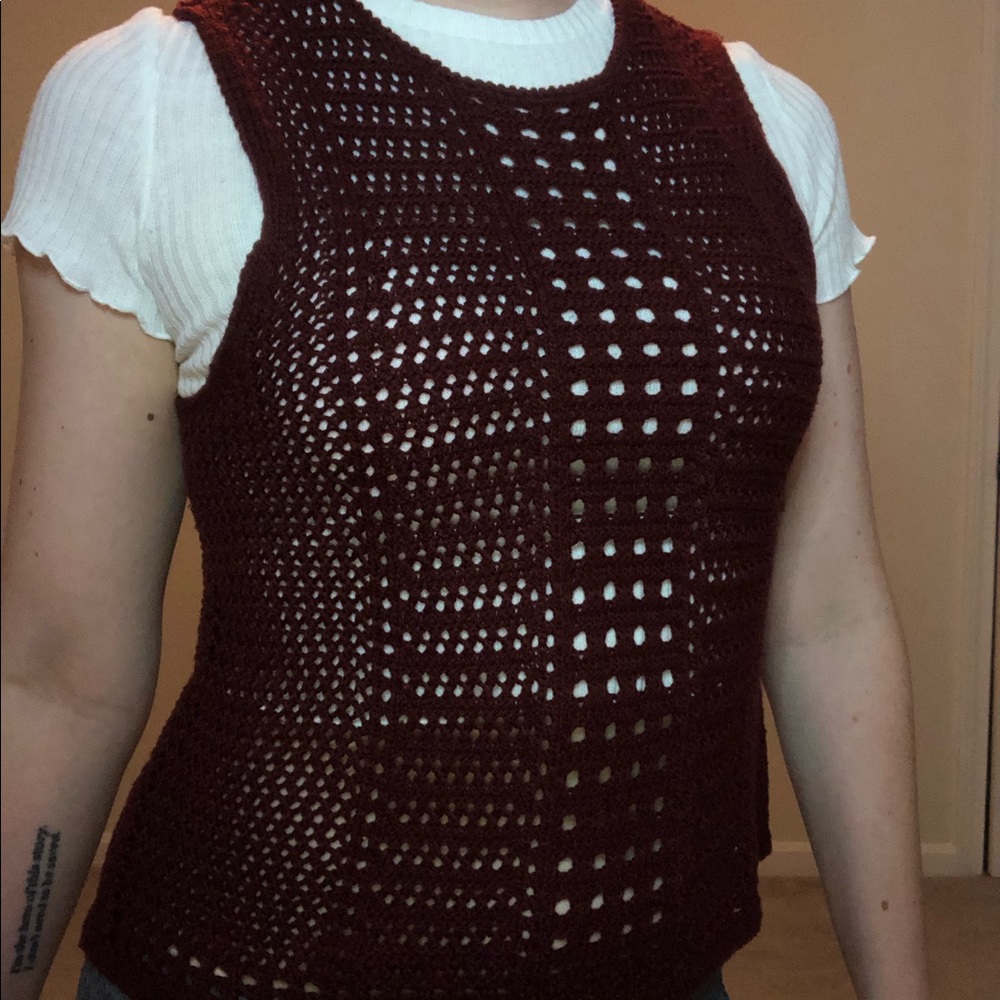 Rue 21 maroon crochet top